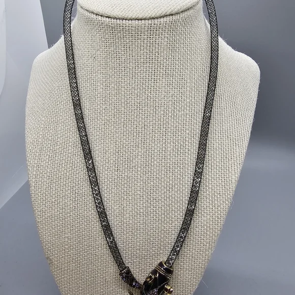 BETSEY JOHNSON SILVER CRYSTALS FILLED MESH TEAL PANTHER HEAD CHOKER NECKLACE - Picture 2 of 13